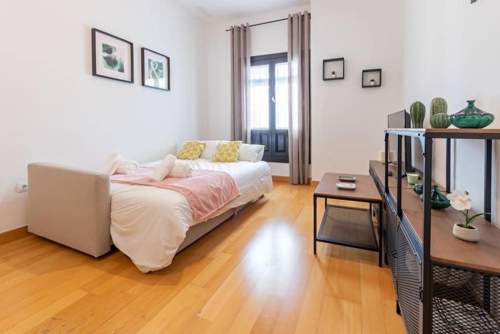 Jdcbl - Peaceful Wonderful Apartment In City Center セビリア エクステリア 写真