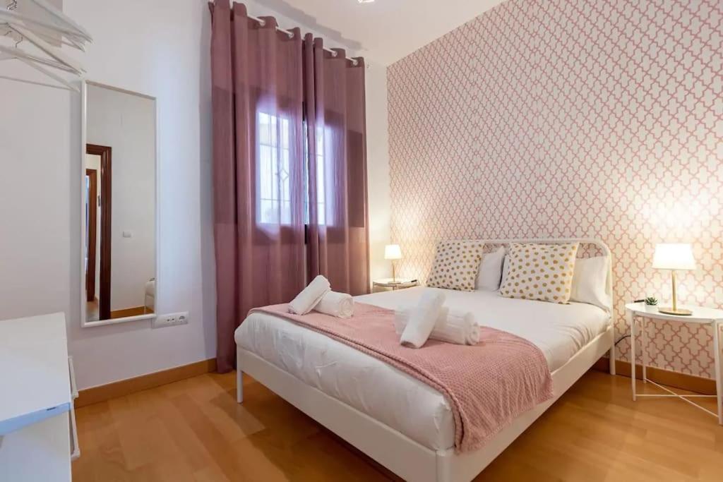 Jdcbl - Peaceful Wonderful Apartment In City Center セビリア エクステリア 写真